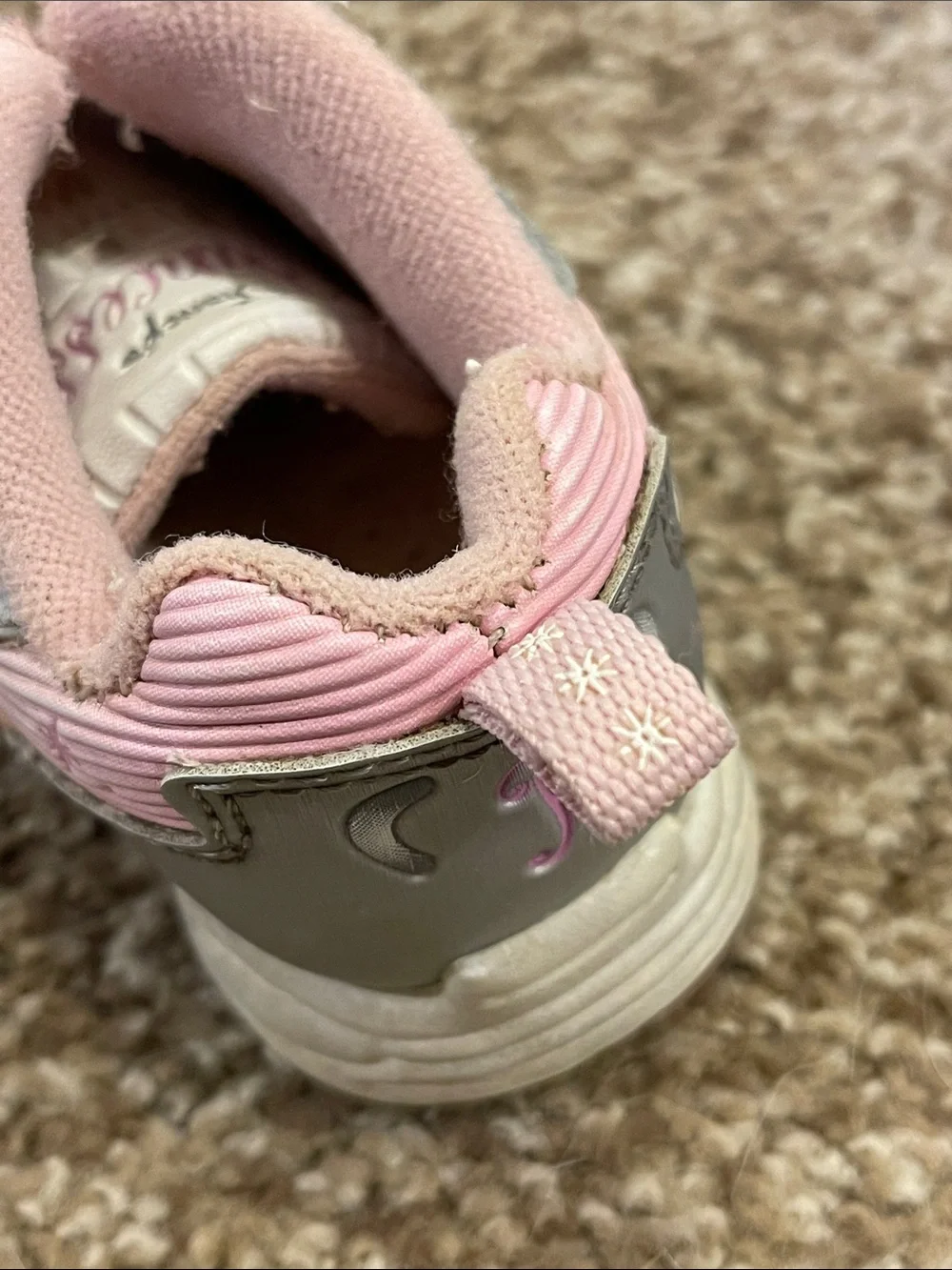 Vintage Y2K Disney Princess Toddler Zip Shoes Sneakers Size 4